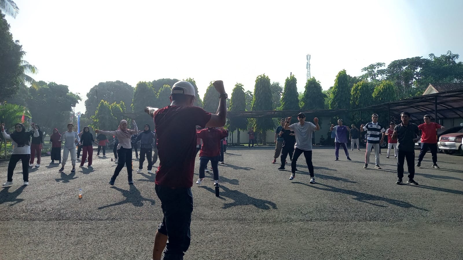Kegiatan Senam Jumat Sehat