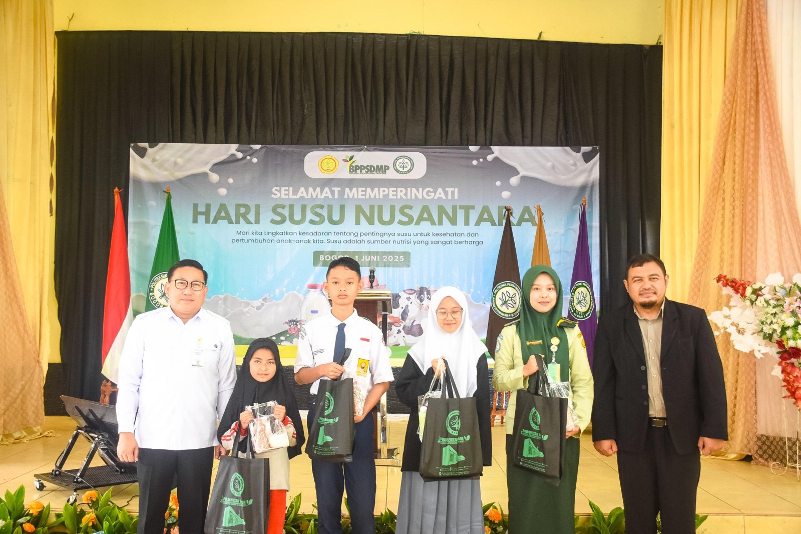 Pesan Kementan di Hari Susu Nusantara, Dukung Peternak Sapi Perah Lokal